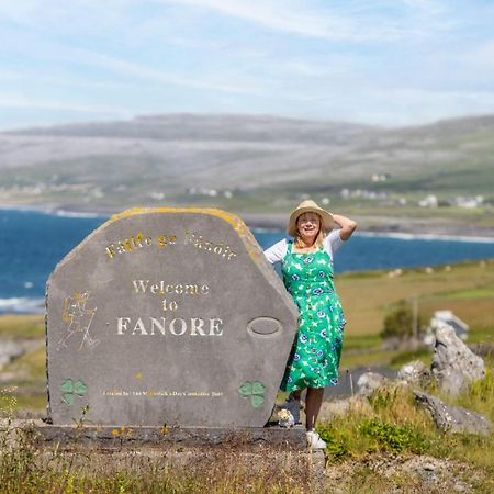 ホテル Into The Burren Murroogh エクステリア 写真