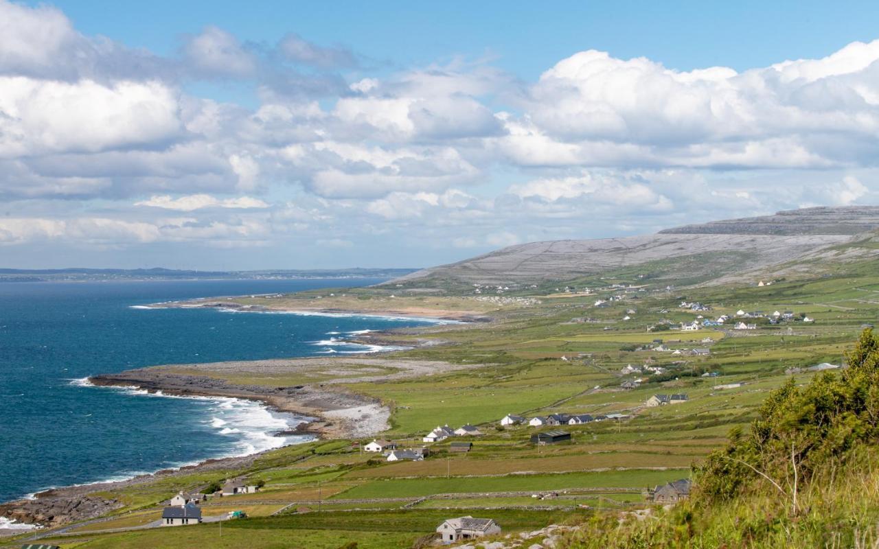 ホテル Into The Burren Murroogh エクステリア 写真