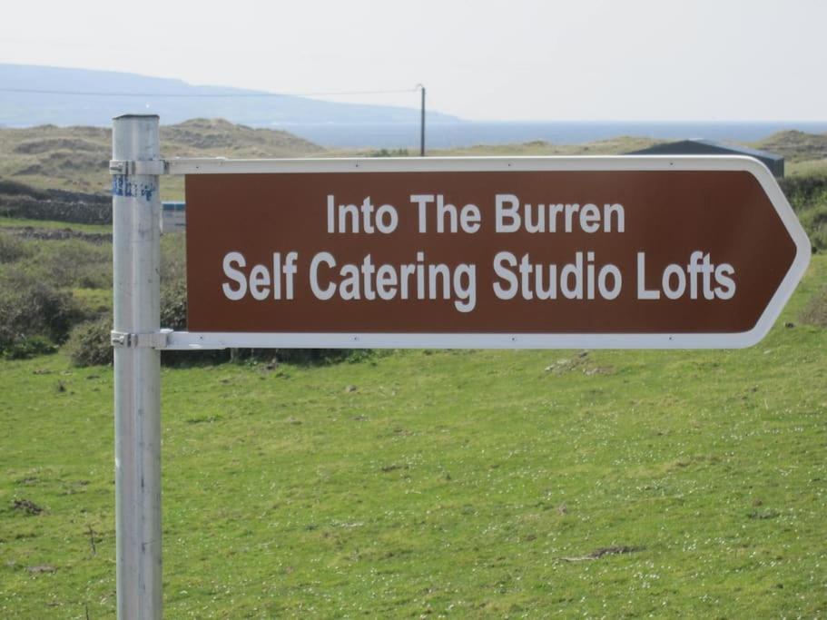 ホテル Into The Burren Murroogh エクステリア 写真